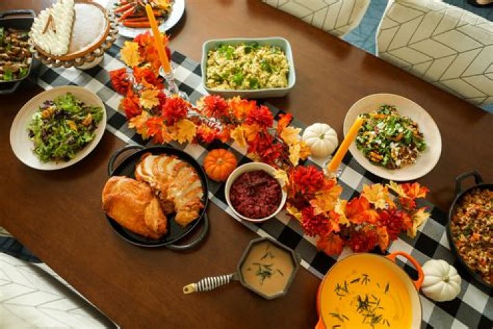 Are hotels cheaper during Thanksgiving?