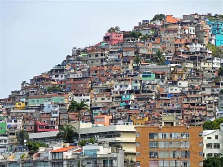Are Rio favela tours safe?