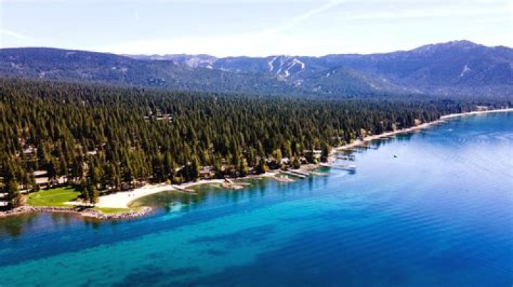 Can anyone go to Incline Beach?