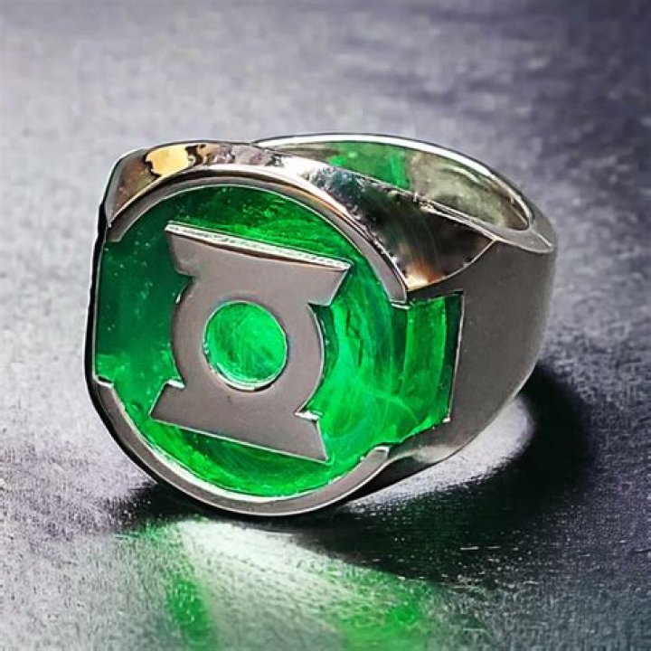 Can anyone use a Green Lantern ring?