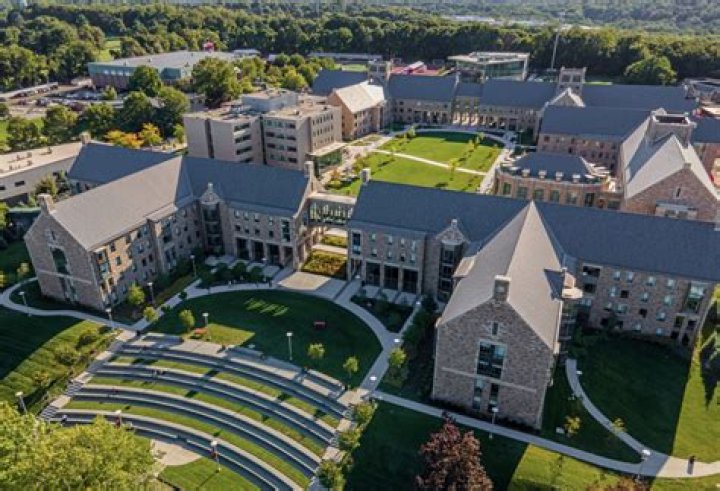 Can Brown students live off campus?