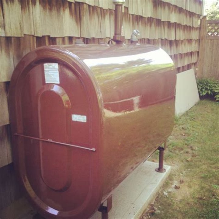 Can Roth oil tanks be installed outside?