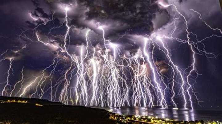 Can thunderstorms make you go into labor?