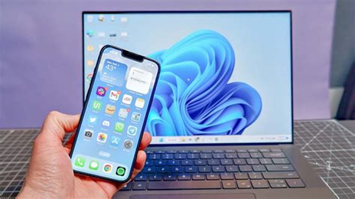 Can you put iMessage on a PC?