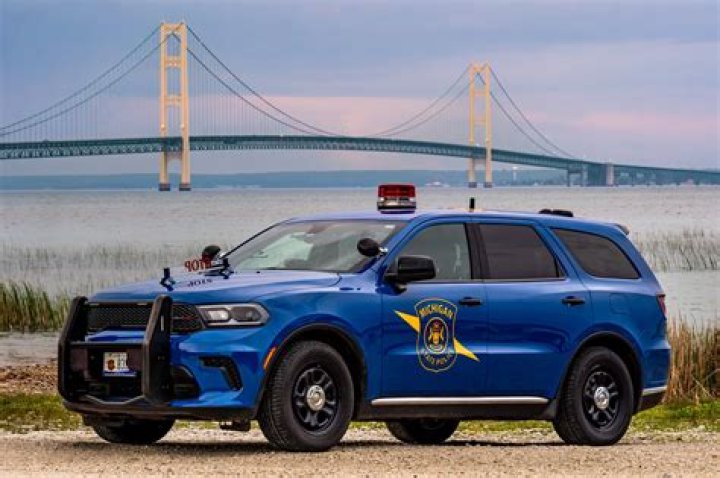Can you run across Mackinac Bridge?