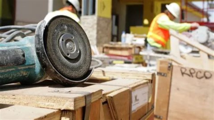 Can you use an angle grinder to polish?