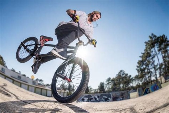 Can you wheelie a BMX?