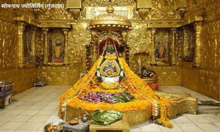 Did Ghazni break Somnath temple?