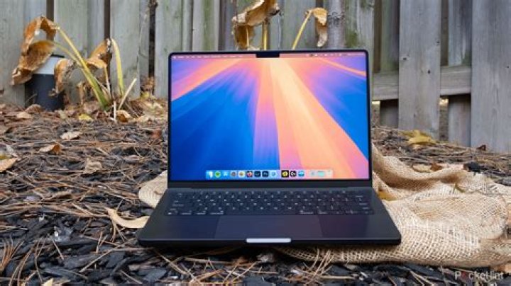 Does 2008 Mac Pro have Wi-Fi?