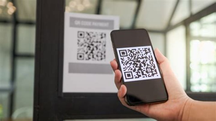 Does Android have built in QR reader?