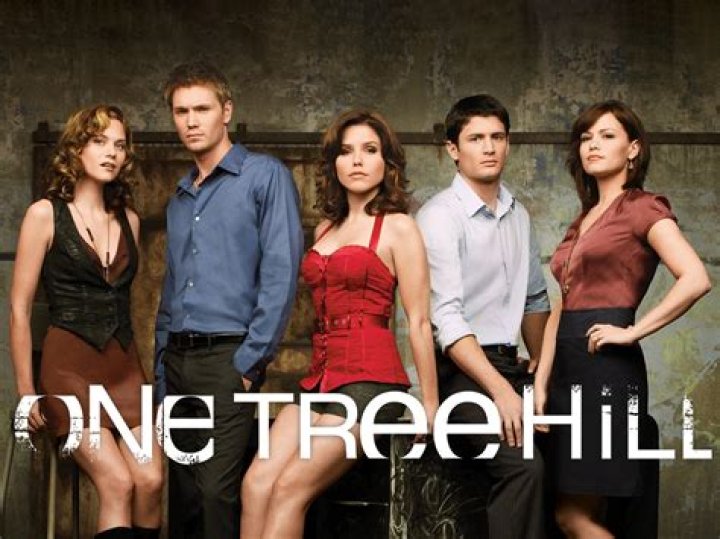 Does clay in One Tree Hill have a son?