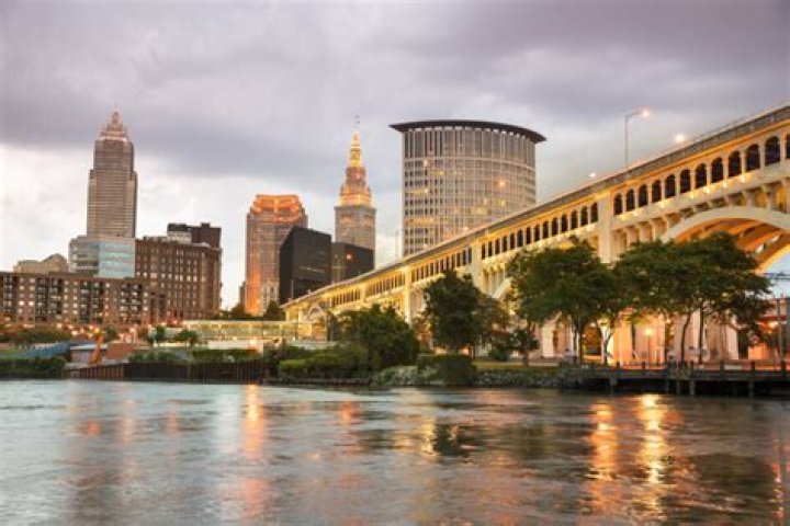 Does Cleveland have nice suburbs?