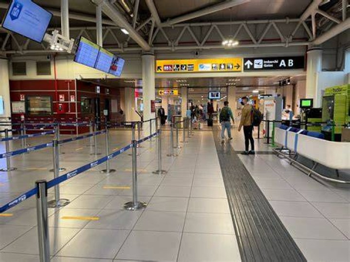 Does Geneva airport count as France?