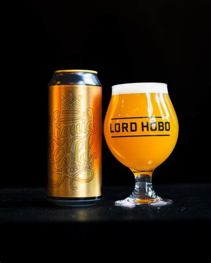 Does Lord Hobo serve food?