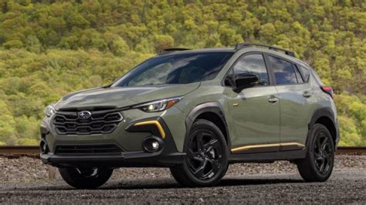Does Subaru XV have reverse camera?