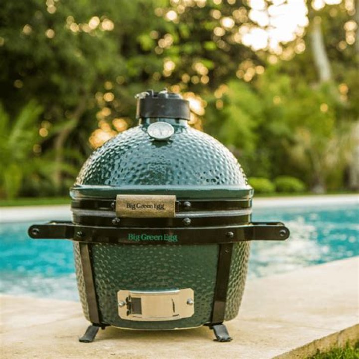 How big is a small Big Green Egg?