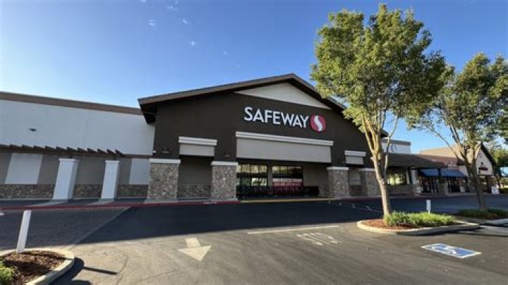 How can I find the nearest Safeway store?
