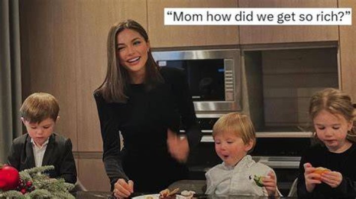 How did the Hunt family get rich?