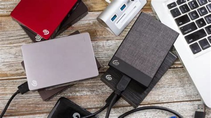How do I get Windows 10 to recognize my Seagate external hard drive?
