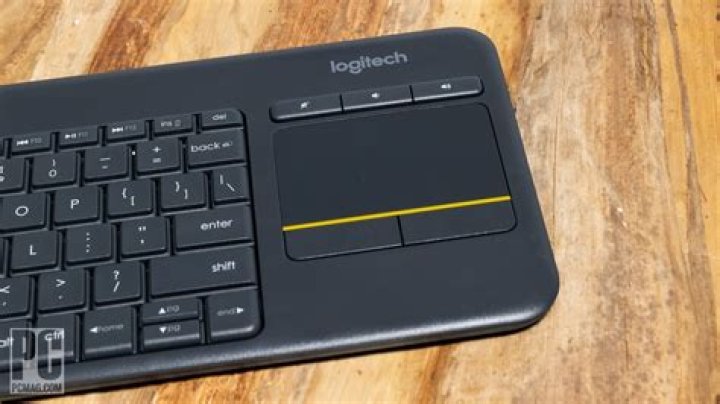 How do I pair my Logitech K400r keyboard?