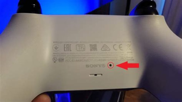 How do I reset my DMX 512 controller?