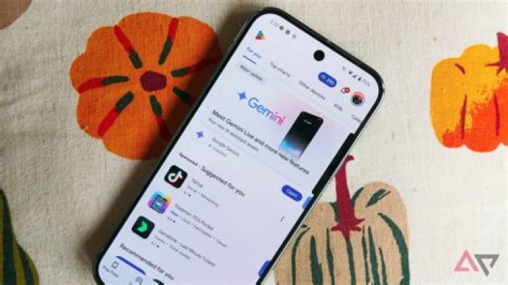 How do I use Google Play credit card?