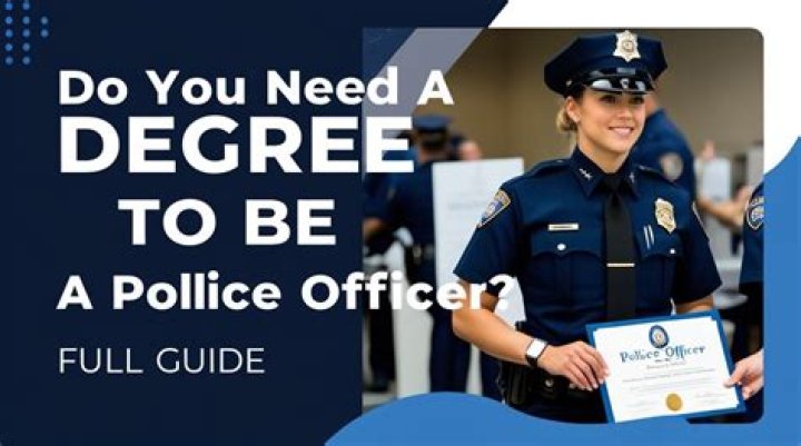 How do you become a police analyst?