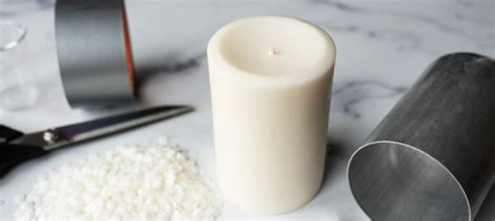 How do you make pillar candles at home?