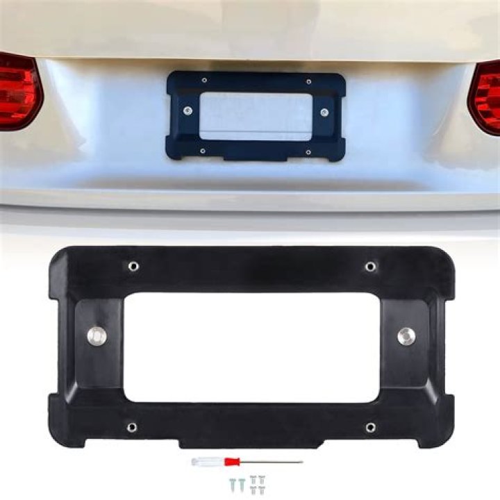 How do you put a BMW rear license plate bracket on?