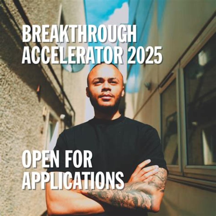 How long do accelerator programs last?