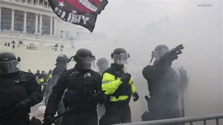 How many riots were there in 1967?