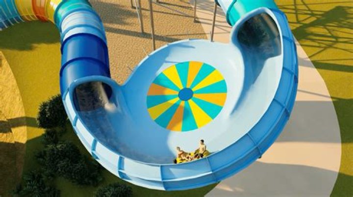 How many slides are there in Wild Wadi?