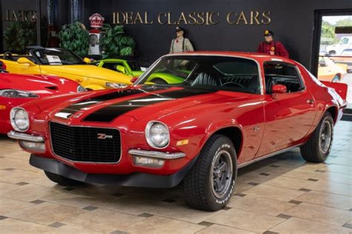 How much does a 1971 Camaro weight?