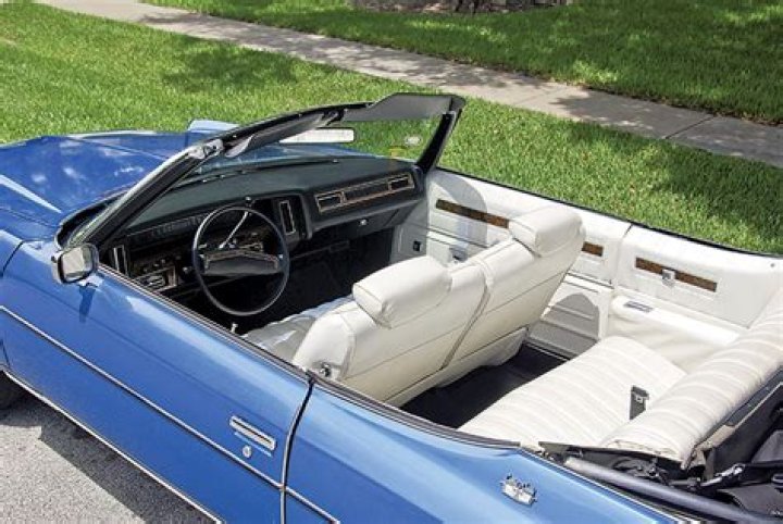 How much does a 1973 Caprice convertible weigh?