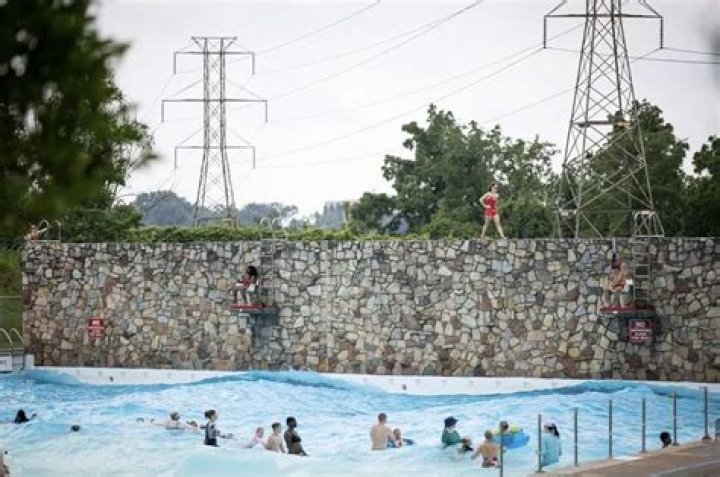 How much does it cost to go to Boyce Park wave pool?