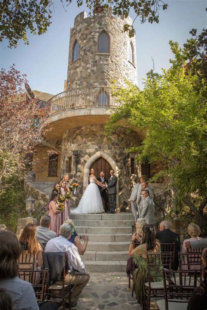 How much is the Hollywood Castle?