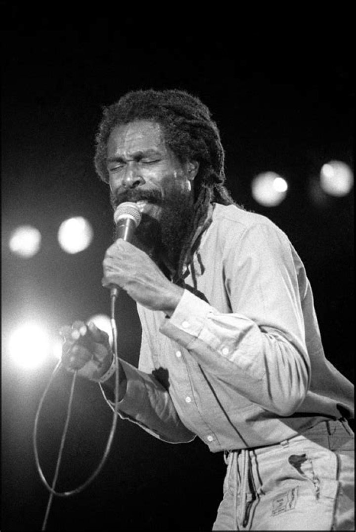 How old is Don Carlos Reggae singer?