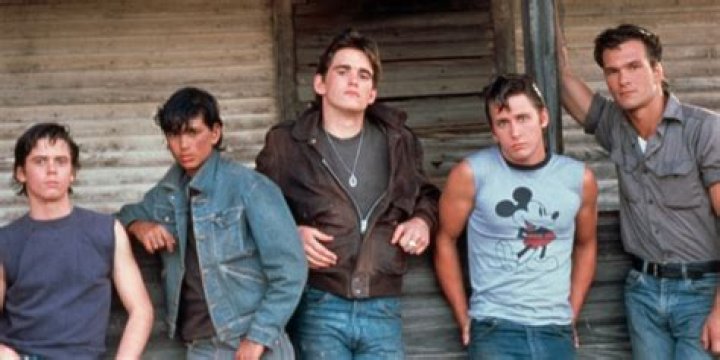 How old is each character in the outsiders?