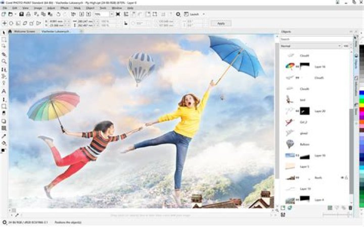 Is Corel Painter better than Photoshop?