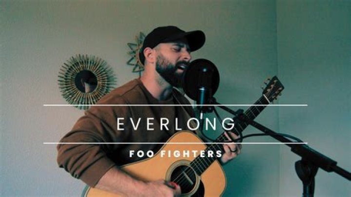 Is Everlong acoustic?