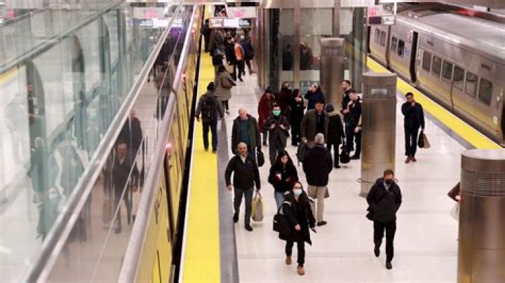 Is there Wi-Fi at Grand Central Terminal?