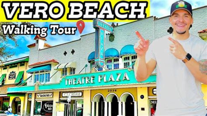 What airlines fly from Vero Beach?