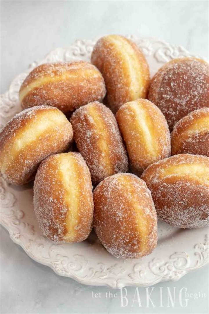 What are Chinese sugar donuts made of?