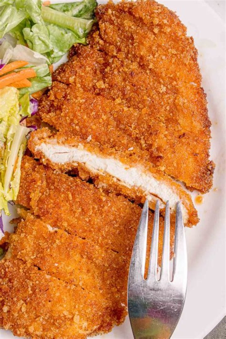 What can I use to bread chicken?