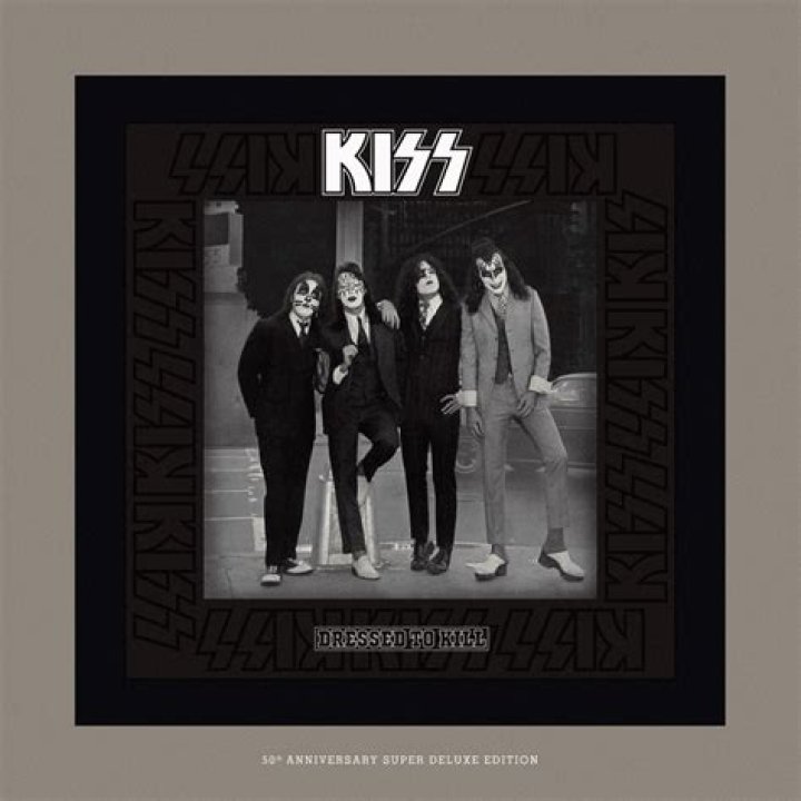 What did Kiss do in 1977?