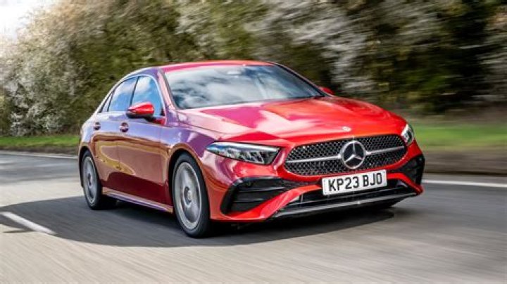 What does C class mean in Mercedes Benz?
