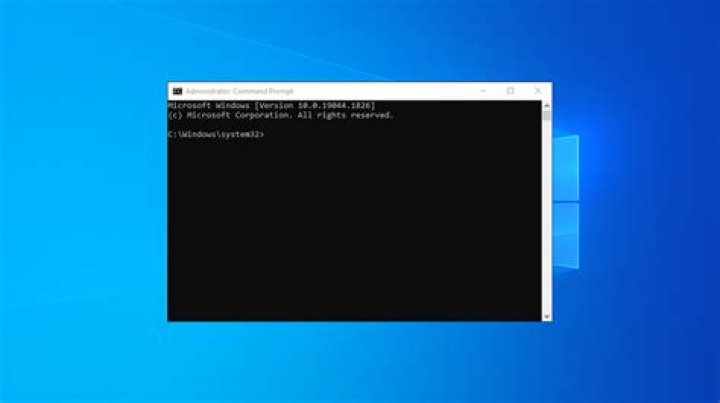 What does the line con 0 Command do?