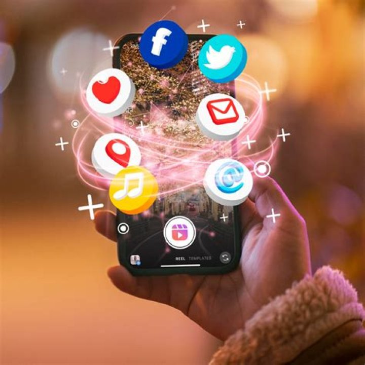 What does troll mean in social media?