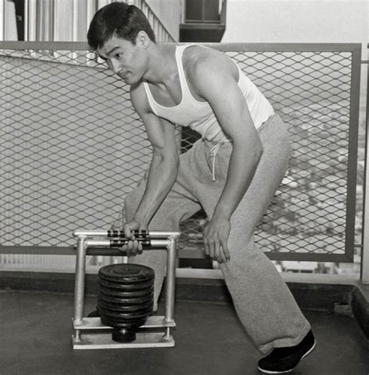 What exercises did Bruce Lee do?
