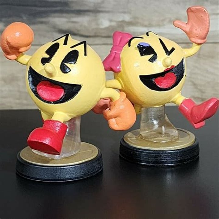 What games does Pac-Man Amiibo work with?